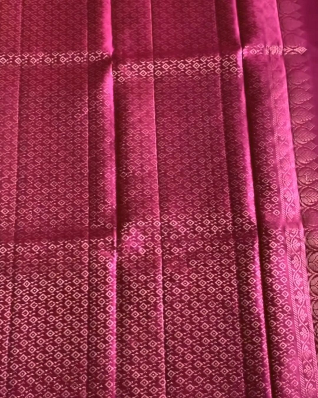Deep Fussia Kanchipuram Saree
